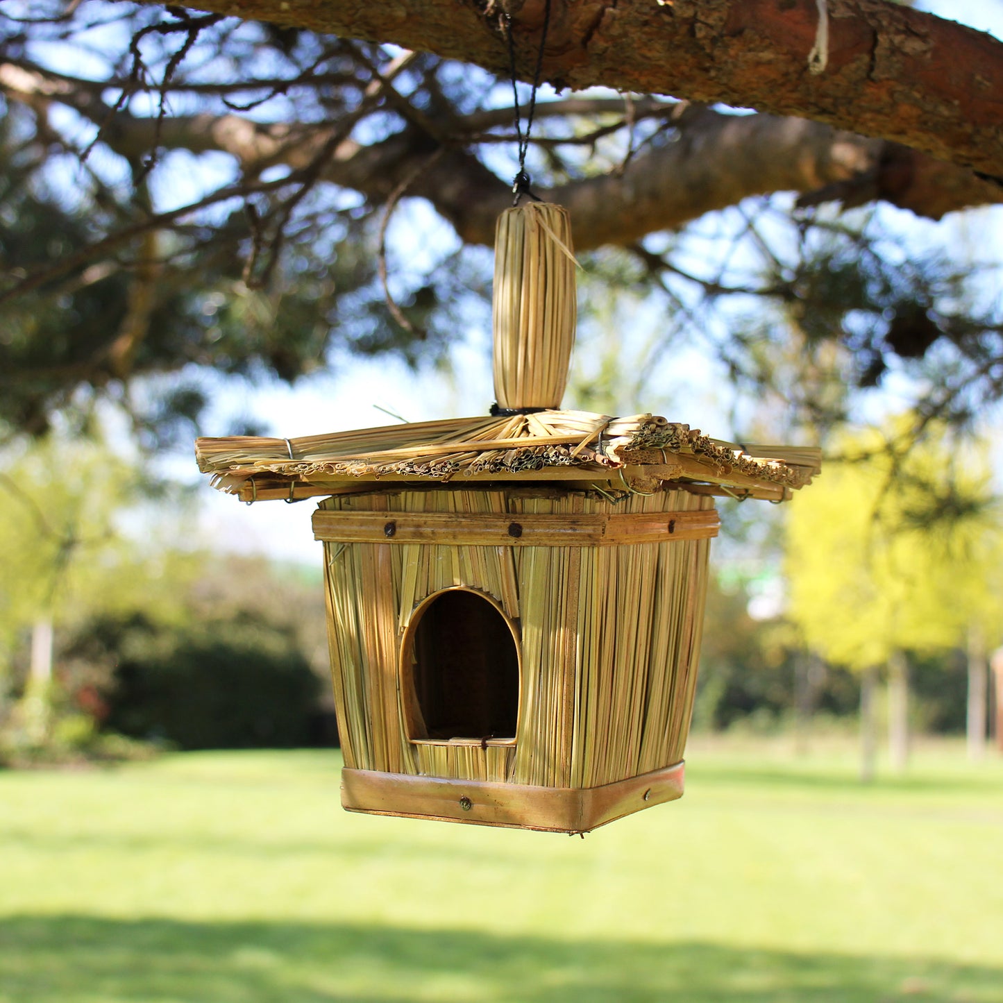 Small Square Seagrass Bird Box